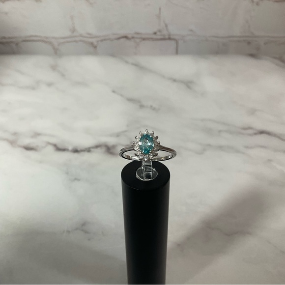 Real Blue Topaz Pendant, Ring, Earrings on 925 Sterling Silver - Picture 5 of 11